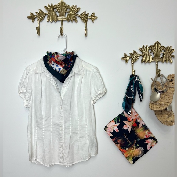 Tops - 100% linen White short sleeve blouse with tailored chic look M